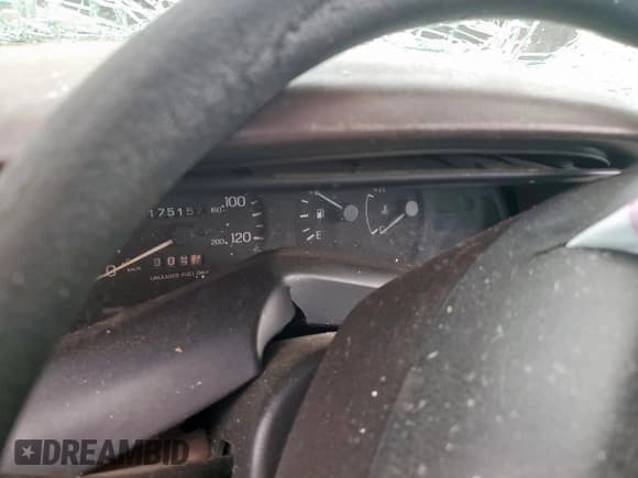 ✅ 1997 Nissan Sentra XE • VIN: 1N4AB41D1VC717008 • Lot: 65588445. Wystawiony na Copart z przebiegiem 175 157 mil. Bezpłatny archiwum sprzedaży aukcyjnych z USA i szczegółowy raport historii pojazdu na DreamBid. Zdjęcie 9.