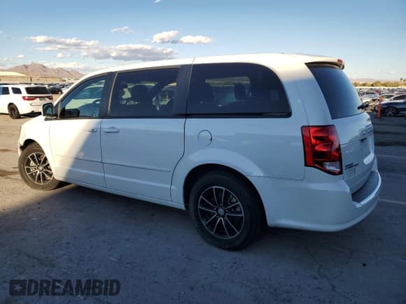 ✅ 2015 Dodge Grand Caravan R/T • VIN: 2C4RDGEGXFR634165 • Lot: 86266705. Listed on Copart with 125,605 mi. Free auction sales archive from the USA and detailed vehicle history report at DreamBid. Image 2.