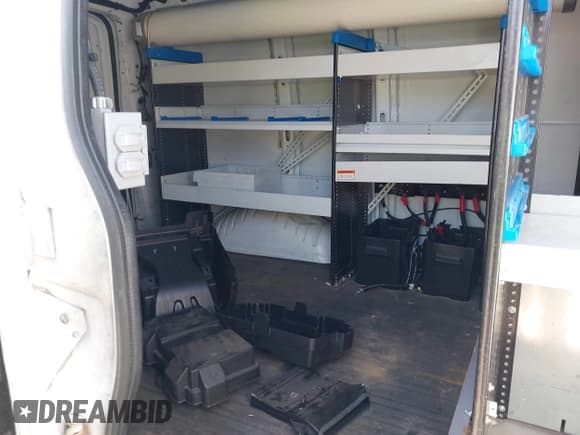 ✅ 2015 Chevrolet Express Cargo • VIN: 1GCWGFCF6F1167832 • Lot: 42957622. Listed on IAAI with 112,734 mi. Free auction sales archive from the USA and detailed vehicle history report at DreamBid. Image 8.