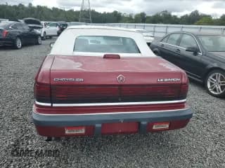 ✅ 1989 Chrysler LeBaron • VIN: 1C3XJ45J8KG223051 • Lot: 75115464. Wystawiony na Copart z przebiegiem 27 923 mil. Bezpłatny archiwum sprzedaży aukcyjnych z USA i szczegółowy raport historii pojazdu na DreamBid. Zdjęcie 6.