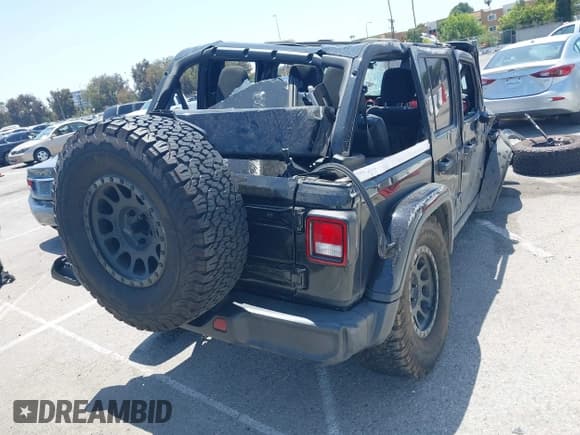 ✅ 2021 Jeep Wrangler Unlimited Rubicon • VIN: 1C4HJXFG9MW649103 • Lot: 42492970. Listed on IAAI with Not provided. Free auction sales archive from the USA and detailed vehicle history report at DreamBid. Image 4.