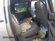 ✅ 2004 Chevrolet Suburban LT • VIN: 3GNFK16Z94G281319 • Lot: 42978931. Listed on IAAI with Not provided. Free auction sales archive from the USA and detailed vehicle history report at DreamBid. Image 8.