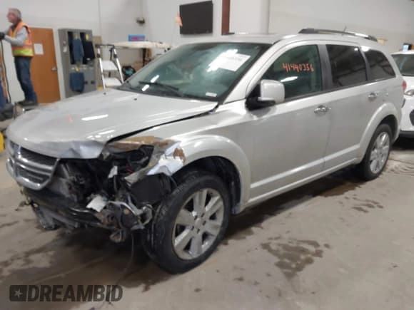 ✅ 2011 Dodge Journey R/T • VIN: 3D4PH6FGXBT570773 • Лот: 41440356. Опубликован ранее на IAAI с пробегом 131 541 миль. Бесплатный доступ к архиву аукционных продаж из США и подробный отчёт об истории автомобиля на DreamBid. Изображение 2.