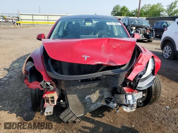 ✅ 2022 Tesla Model 3 • VIN: 5YJ3E1EA0NF304413 • Lot: 60569015. Wystawiony na Copart z przebiegiem 84 530 mil. Bezpłatny archiwum sprzedaży aukcyjnych z USA i szczegółowy raport historii pojazdu na DreamBid. Zdjęcie 5.