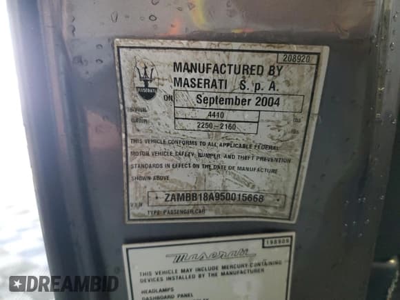 ✅ 2005 Maserati Spyder • VIN: ZAMBB18A950015668 • Lot: 83783165. Wystawiony na Copart z przebiegiem 15 425 mil. Bezpłatny archiwum sprzedaży aukcyjnych z USA i szczegółowy raport historii pojazdu na DreamBid. Zdjęcie 12.