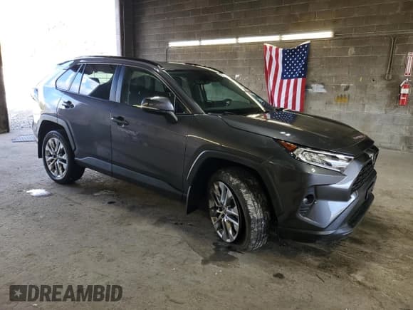 ✅ 2021 Toyota RAV4 XLE Premium • VIN: 2T3A1RFV5MW215349 • Lot: 82630945. Listed on Copart with 14,765 mi. Free auction sales archive from the USA and detailed vehicle history report at DreamBid. Image 4.