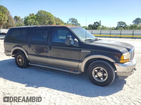 ✅ 2000 Ford Excursion Limited • VIN: 1FMNU42S1YEC77671 • Lot: 49357595. Wystawiony na Copart z przebiegiem 237 042 mil. Bezpłatny archiwum sprzedaży aukcyjnych z USA i szczegółowy raport historii pojazdu na DreamBid. Zdjęcie 4.