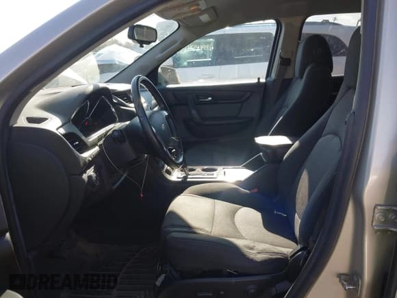 ✅ 2015 Chevrolet Traverse LT • VIN: 1GNKRGKD5FJ292200 • Lot: 43601906. Wystawiony na IAAI z przebiegiem 165 844 mil. Bezpłatny archiwum sprzedaży aukcyjnych z USA i szczegółowy raport historii pojazdu na DreamBid. Zdjęcie 5.