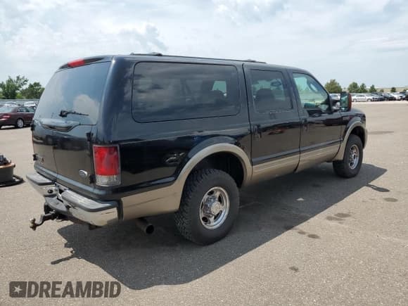 ✅ 2005 Ford Excursion Eddie Bauer • VIN: 1FMSU45P25EA74441 • Lot: 64577505. Listed on Copart with 253,179 mi. Free auction sales archive from the USA and detailed vehicle history report at DreamBid. Image 3.