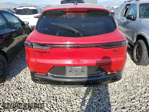 ✅ 2024 Dodge Hornet R/T • VIN: ZACPDFCW1R3A20990 • Lot: 63321345. Listed on Copart with 18,172 mi. Free auction sales archive from the USA and detailed vehicle history report at DreamBid. Image 6.