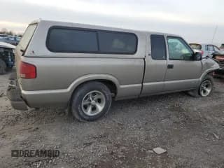 ✅ 2003 Chevrolet S-10 LS • VIN: 1GCCS19X238258362 • Лот: 85661834. Опубликован ранее на Copart с пробегом 167 841 миль. Бесплатный доступ к архиву аукционных продаж из США и подробный отчёт об истории автомобиля на DreamBid. Изображение 3.