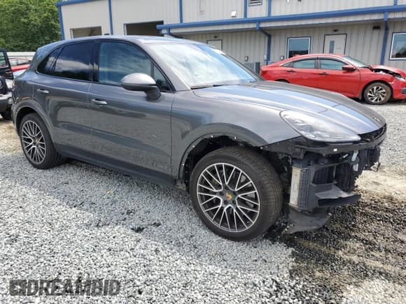 ✅ 2021 Porsche Cayenne S • VIN: WP1AB2AY8MDA27314 • Лот: 62333045. Опубликован ранее на Copart с пробегом 55 537 миль. Бесплатный доступ к архиву аукционных продаж из США и подробный отчёт об истории автомобиля на DreamBid. Изображение 4.