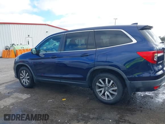 ✅ 2019 Honda Pilot EX-L • VIN: 5FNYF5H51KB044995 • Lot: 43793459. Listed on IAAI with 57,747 mi. Free auction sales archive from the USA and detailed vehicle history report at DreamBid. Image 15.