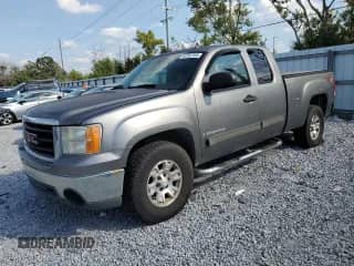 2007 GMC Sierra 1500 SLT with VIN 1GTEK19J77Z511390, listed as a Copart auction lot 82763705 with 147,221 mi miles and Clean title. Bid and sale history available at DreamBid. Image 1.
