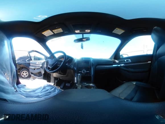 ✅ 2019 Ford Explorer Limited • VIN: 1FM5K7F8XKGB41427 • Lot: 39642609. Wystawiony na IAAI z przebiegiem 144 250 mil. Bezpłatny archiwum sprzedaży aukcyjnych z USA i szczegółowy raport historii pojazdu na DreamBid. Zdjęcie 18.