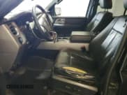 ✅ 2015 Ford Expedition Limited • VIN: 1FMJU2AT1FEF09146 • Lot: 81317425. Wystawiony na Copart z przebiegiem 195 260 mil. Bezpłatny archiwum sprzedaży aukcyjnych z USA i szczegółowy raport historii pojazdu na DreamBid. Zdjęcie 7.