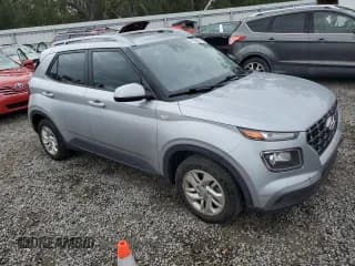 ✅ 2020 Hyundai Venue SEL • VIN: KMHRC8A31LU042594 • Lot: 81530084. Listed on Copart with 111,921 mi. Free auction sales archive from the USA and detailed vehicle history report at DreamBid. Image 4.