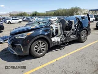 ✅ 2018 Hyundai Santa Fe SE • VIN: KM8SM4HF5JU268609 • Лот: 70412525. Опубликован ранее на Copart с пробегом Не указан. Бесплатный доступ к архиву аукционных продаж из США и подробный отчёт об истории автомобиля на DreamBid. Изображение 1.