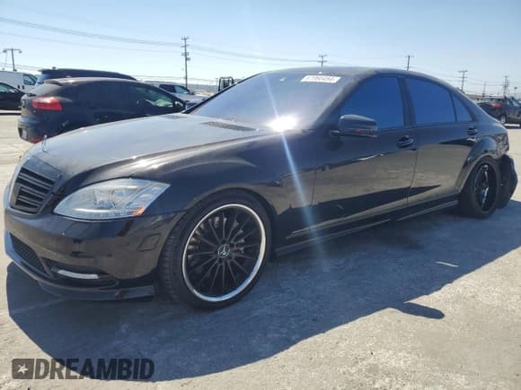 ✅ 2010 Mercedes-Benz S 550 • VIN: WDDNG7BBXAA308562 • Lot: 67060454. Wystawiony na Copart z przebiegiem 101 780 mil. Bezpłatny archiwum sprzedaży aukcyjnych z USA i szczegółowy raport historii pojazdu na DreamBid. Zdjęcie 1.