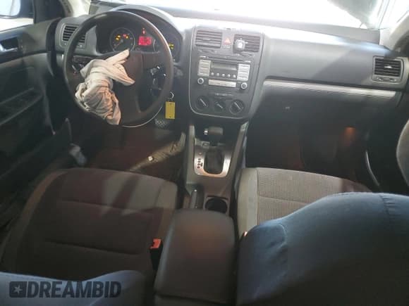 ✅ 2007 Volkswagen Jetta • VIN: 3VWGG71K07M100963 • Лот: 54742995. Опубликован ранее на Copart с пробегом 51 845 миль. Бесплатный доступ к архиву аукционных продаж из США и подробный отчёт об истории автомобиля на DreamBid. Изображение 8.