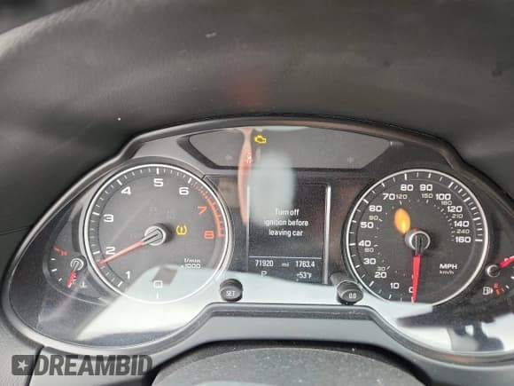 ✅ 2017 Audi Q5 Premium • VIN: WA1C2AFP3HA085983 • Лот: 91330155. Опубликован ранее на Copart с пробегом 71 920 миль. Бесплатный доступ к архиву аукционных продаж из США и подробный отчёт об истории автомобиля на DreamBid. Изображение 9.