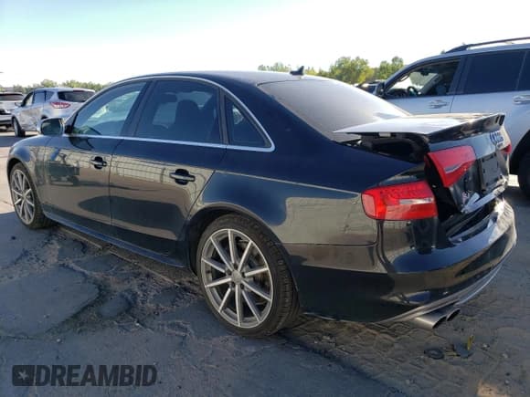 ✅ 2013 Audi S4 Premium Plus • VIN: WAUDGAFL3DA210965 • Лот: 73223084. Опубликован ранее на Copart с пробегом 92 960 миль. Бесплатный доступ к архиву аукционных продаж из США и подробный отчёт об истории автомобиля на DreamBid. Изображение 2.