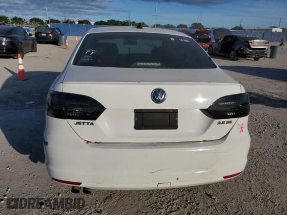 ✅ 2013 Volkswagen Jetta SE • VIN: 3VWDX7AJXDM375147 • Lot: 85878455. Listed on Copart with 150,908 mi. Free auction sales archive from the USA and detailed vehicle history report at DreamBid. Image 6.
