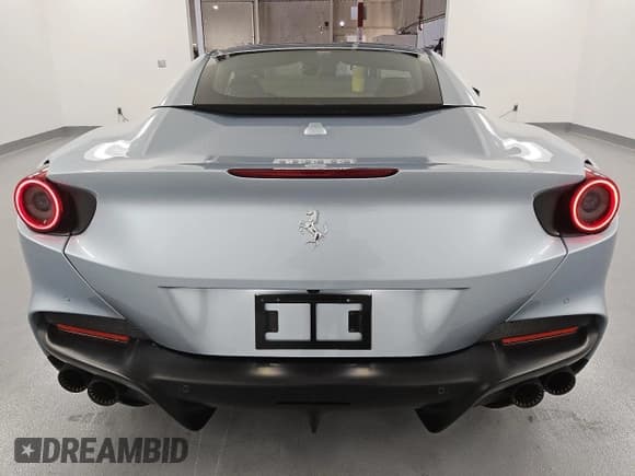 ✅ 2023 Ferrari Portofino • VIN: ZFF02RPA8P0289833 • Lot: 43292535. Listed on Copart with 4,098 mi. Free auction sales archive from the USA and detailed vehicle history report at DreamBid. Image 6.