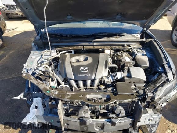 ✅ 2021 Mazda CX-30 Premium • VIN: 3MVDMBDL3MM252803 • Lot: 43520132. Wystawiony na IAAI z przebiegiem 44 307 mil. Bezpłatny archiwum sprzedaży aukcyjnych z USA i szczegółowy raport historii pojazdu na DreamBid. Zdjęcie 10.