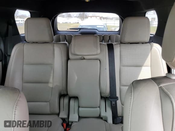 ✅ 2015 Ford Explorer Limited • VIN: 1FM5K8F89FGB05742 • Lot: 51258725. Listed on Copart with 143,928 mi. Free auction sales archive from the USA and detailed vehicle history report at DreamBid. Image 10.