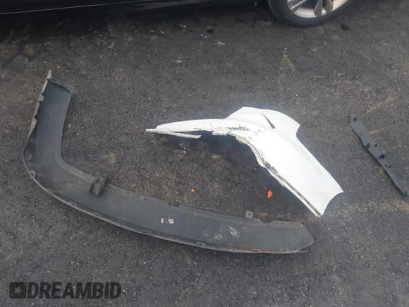 ✅ 2017 Ford Focus SE • VIN: 1FADP3F25HL216420 • Lot: 43594425. Listed on IAAI with 146,896 mi. Free auction sales archive from the USA and detailed vehicle history report at DreamBid. Image 12.