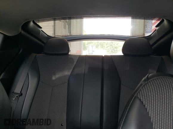 ✅ 2013 Hyundai Veloster w/Black Int • VIN: KMHTC6AD8DU179536 • Lot: 54532414. Wystawiony na Copart z przebiegiem 92 496 mil. Bezpłatny archiwum sprzedaży aukcyjnych z USA i szczegółowy raport historii pojazdu na DreamBid. Zdjęcie 10.