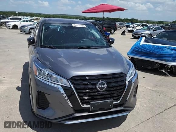 ✅ 2022 Nissan Kicks S • VIN: 3N1CP5BV8NL478145 • Lot: 61074325. Wystawiony na Copart z przebiegiem 52 697 mil. Bezpłatny archiwum sprzedaży aukcyjnych z USA i szczegółowy raport historii pojazdu na DreamBid. Zdjęcie 14.