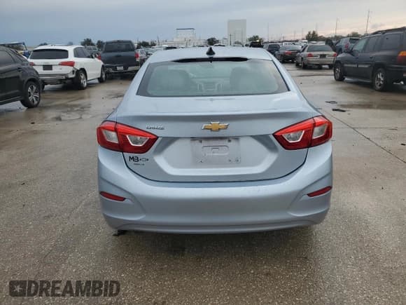 ✅ 2017 Chevrolet Cruze LS • VIN: 1G1BC5SM7H7159803 • Лот: 73473502. Опубликован ранее на Copart с пробегом 99 040 миль. Бесплатный доступ к архиву аукционных продаж из США и подробный отчёт об истории автомобиля на DreamBid. Изображение 6.