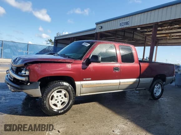 ✅ 2002 Chevrolet Silverado 1500 LS • VIN: 2GCEC19T921167173 • Лот: 75409444. Опубликован ранее на Copart с пробегом Не указан. Бесплатный доступ к архиву аукционных продаж из США и подробный отчёт об истории автомобиля на DreamBid. Изображение 1.
