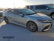 ✅ 2021 Toyota Camry SE • VIN: 4T1G11AK1MU420328 • Лот: 92451305. Опубликован ранее на Copart с пробегом 112 551 миль. Бесплатный доступ к архиву аукционных продаж из США и подробный отчёт об истории автомобиля на DreamBid. Изображение 4.