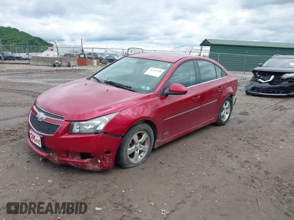 ✅ 2014 Chevrolet Cruze 1LT • VIN: 1G1PC5SB1E7191629 • Lot: 42341440. Listed on IAAI with 109,596 mi. Free auction sales archive from the USA and detailed vehicle history report at DreamBid. Image 2.