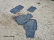 ✅ 2016 Chevrolet Traverse LT • VIN: 1GNKRHKD0GJ315079 • Lot: 63951194. Wystawiony na Copart z przebiegiem 141 754 mil. Bezpłatny archiwum sprzedaży aukcyjnych z USA i szczegółowy raport historii pojazdu na DreamBid. Zdjęcie 15.