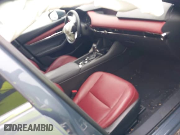 ✅ 2020 Mazda 3 Premium • VIN: JM1BPBNM6L1165836 • Lot: 43298378. Listed on IAAI with 46,623 mi. Free auction sales archive from the USA and detailed vehicle history report at DreamBid. Image 5.