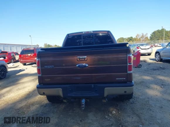 ✅ 2011 Ford F-150 XLT • VIN: 1FTFW1EF7BFB88155 • Lot: 43527926. Listed on IAAI with 174,497 mi. Free auction sales archive from the USA and detailed vehicle history report at DreamBid. Image 16.