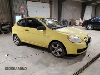 ✅ 2008 Hyundai Accent GS • VIN: KMHCM36C28U061113 • Лот: 85891224. Опубликован ранее на Copart с пробегом 162 804 миль. Бесплатный доступ к архиву аукционных продаж из США и подробный отчёт об истории автомобиля на DreamBid. Изображение 4.