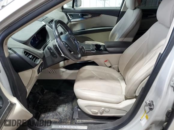 ✅ 2019 Lincoln Nautilus Reserve • VIN: 2LMPJ8L94KBL42783 • Lot: 64225285. Listed on Copart with 49,773 mi. Free auction sales archive from the USA and detailed vehicle history report at DreamBid. Image 7.