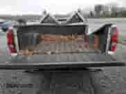 2005 Chevrolet Silverado 1500 Work Truck с VIN 1GCEC14V85Z316676, выставлен на аукционе Copart как лот 48424985 с пробегом 51 310 миль миль и На запчасти • Non repairable. История ставок и продаж доступна на DreamBid. Изображение 6.