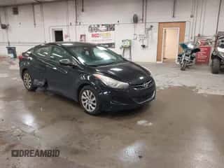 ✅ 2012 Hyundai Elantra Limited • VIN: 5NPDH4AE6CH145448 • Lot: 43223005. Wystawiony na IAAI z przebiegiem 121 480 mil. Bezpłatny archiwum sprzedaży aukcyjnych z USA i szczegółowy raport historii pojazdu na DreamBid. Zdjęcie 1.