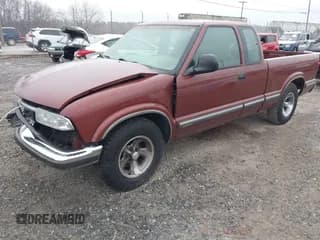 ✅ 1998 Chevrolet S-10 LS • VIN: 1GCCS19X3W8157920 • Лот: 41548498. Опубликован ранее на IAAI с пробегом 130 357 миль. Бесплатный доступ к архиву аукционных продаж из США и подробный отчёт об истории автомобиля на DreamBid. Изображение 2.