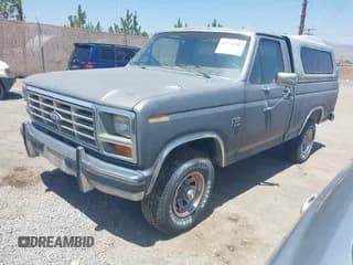 ✅ 1985 Ford F-150 • VIN: 1FTEF14H8FPA82523 • Лот: 42754506. Опубликован ранее на IAAI с пробегом 64 121 миль. Бесплатный доступ к архиву аукционных продаж из США и подробный отчёт об истории автомобиля на DreamBid. Изображение 2.