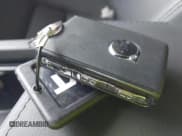 ✅ 2025 Volvo V60 Plus • VIN: YV4L12WK3S2149148 • Лот: 42567146. Опубликован ранее на IAAI с пробегом 1 816 миль. Бесплатный доступ к архиву аукционных продаж из США и подробный отчёт об истории автомобиля на DreamBid. Изображение 11.