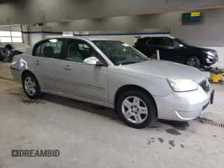 ✅ 2006 Chevrolet Malibu 2LT • VIN: 1G1ZT51806F186296 • Lot: 81323714. Wystawiony na Copart z przebiegiem 241 827 mil mil. Skorzystaj z bezpłatnego archiwum sprzedaży aukcyjnych z USA i zobacz szczegółowy raport historii pojazdu na DreamBid. Zdjęcie 4.