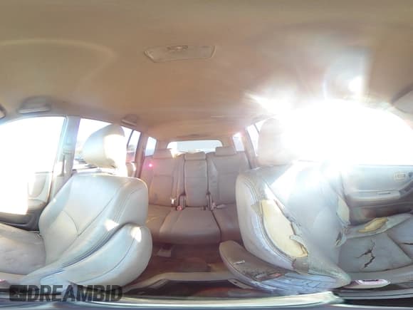 ✅ 2005 Toyota Highlander • VIN: JTEGD21A050113407 • Lot: 86635095. Listed on Copart with 268,816 mi. Free auction sales archive from the USA and detailed vehicle history report at DreamBid. Image 15.