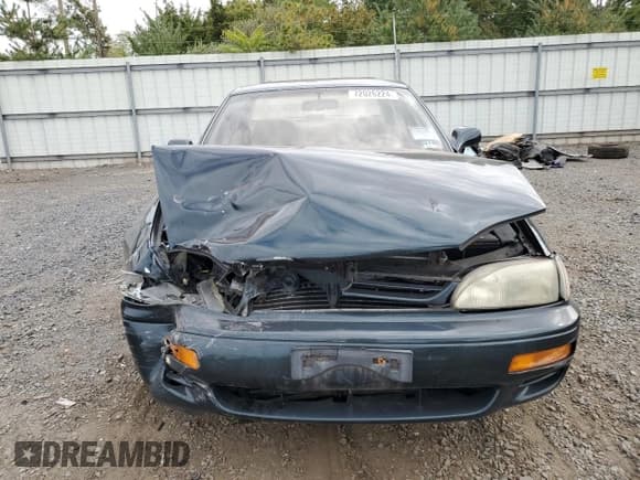 ✅ 1995 Toyota Camry LE • VIN: 4T1SK12E0SU583694 • Лот: 72026224. Опубликован ранее на Copart с пробегом 153 548 миль. Бесплатный доступ к архиву аукционных продаж из США и подробный отчёт об истории автомобиля на DreamBid. Изображение 5.